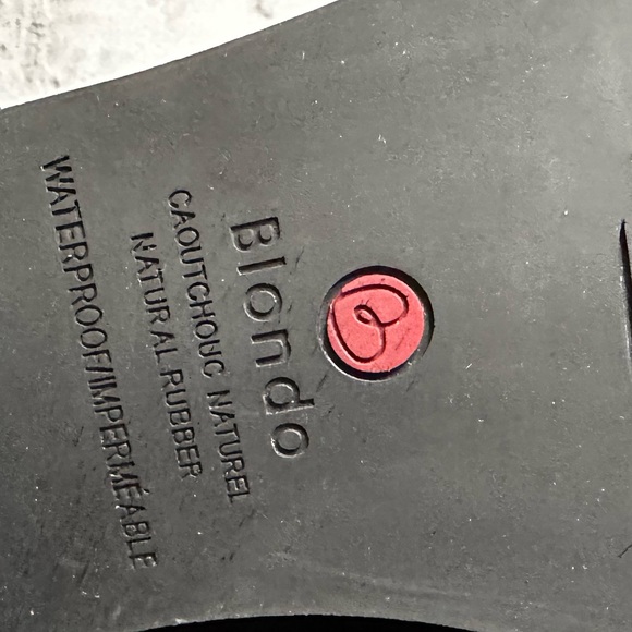 LIKE NEW!! Blondo Women's Liam Waterproof Ankle Booties Size 11M Black - Picture 11 of 11